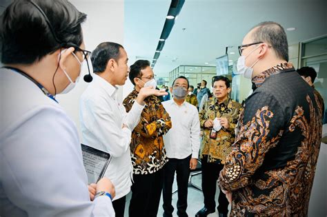 Jokowi Dorong Menkes Perbanyak Dokter Spesialis Daelpos