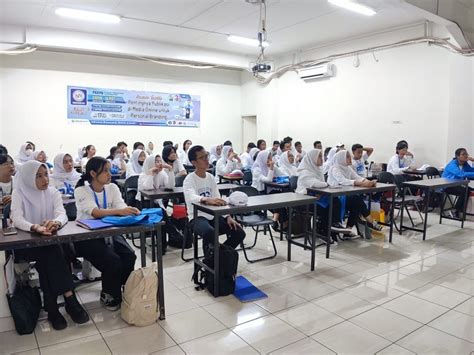 Pkkmb Universitas Bsi Seminar Tematik Membuka Wawasan Mahasiswa Baru