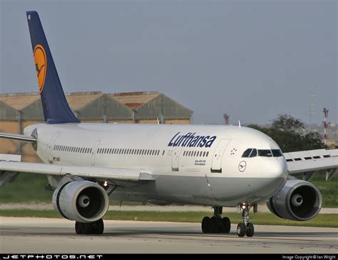 D Aias Airbus A B Lufthansa Ian Wright Jetphotos