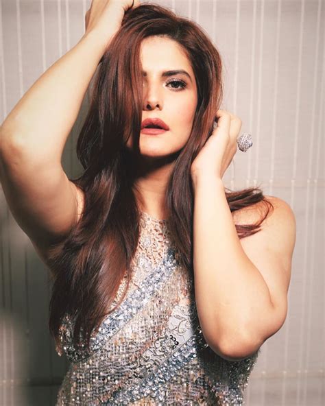 Zareen Khan Hot Pics Telugu Rajyam