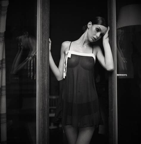 Naked Daisy Olie Added By Gringojc