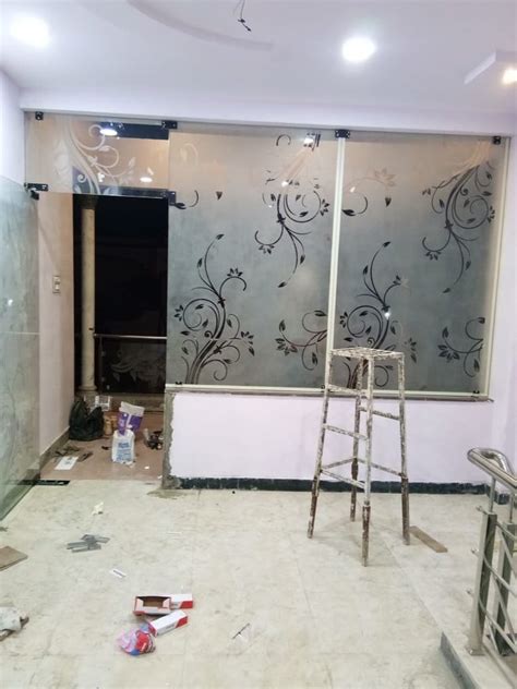 Mm Single Color Mm Clear Toughened Glass At Rs Sq Ft In Nagpur