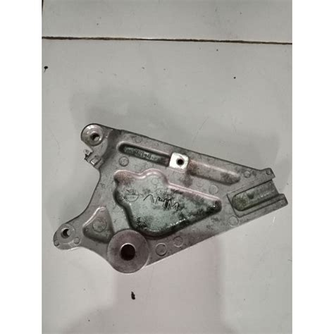 Jual Braket Dudukan Pangkon Cakram Kaliper Belakang Supra X 125 Ori