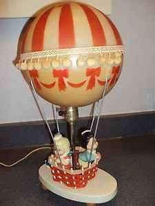 THE DOLLY TOY CO HOT AIR BALLOON LAMP