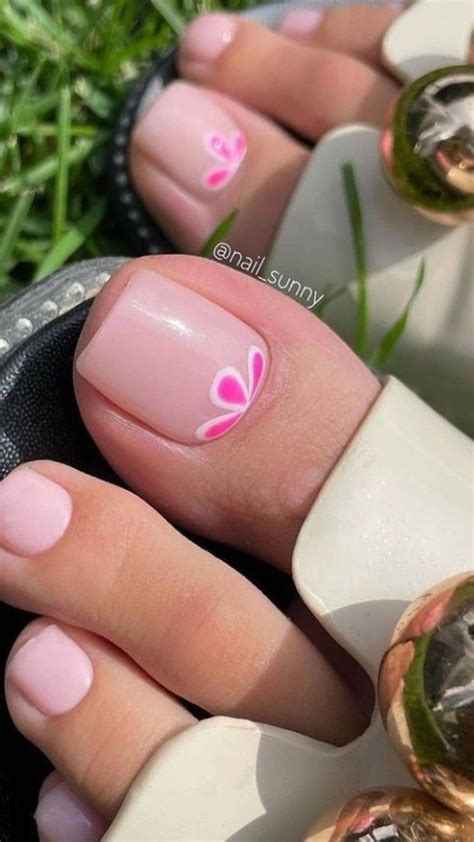 Pin on Diseños de uñas pies Gel toe nails Simple toe nails Gel nails