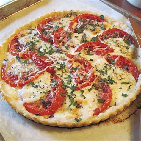 Caprese Tomato Tart Recipe Kudos Kitchen By Renee