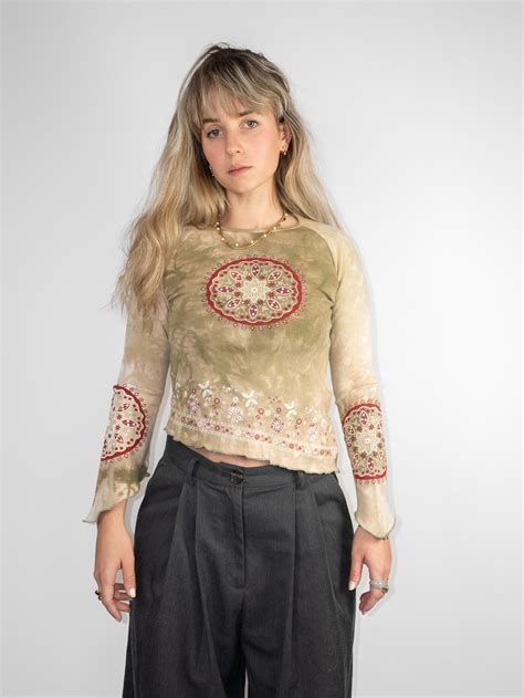 Asymmetrical Vintage 00s Longsleeves Boho Top XS S The Vintage Hunter