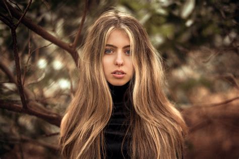 women Martin Kühn blonde face long hair portrait depth of field