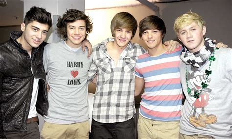 Dez anos em dez imagens. One Direction nasceram há uma década