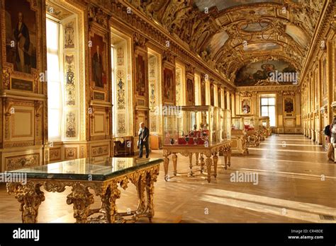 France Paris Louvre Gallery Corridor Hi Res Stock Photography And