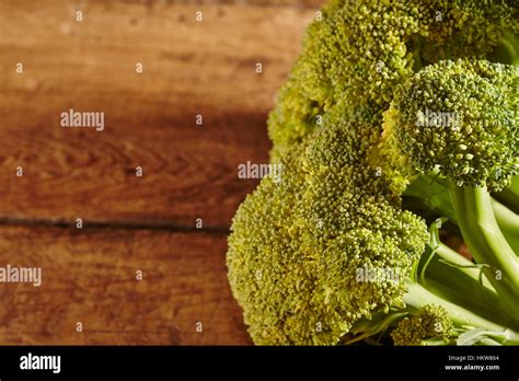 Bunches Of Raw Broccoli Stock Photo Alamy