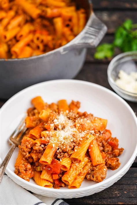 30 Minute Creamy Rigatoni Bolognese Pasta Recipe Bowl Me Over