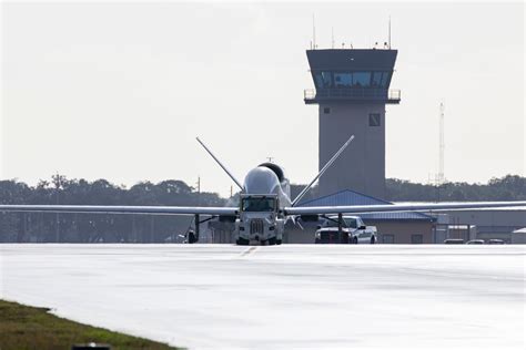 DVIDS Images MQ 4C Triton Arrives To NS Mayport Image 3 Of 8