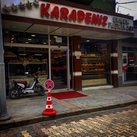 Karadeniz Ekmek Fabrikas Foto Raflar T Lbentli Zmir Yerleri