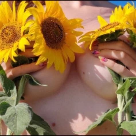 Hot Wife Gets Fucked During Massage Cumshot Porn Feat Olia Sky XHamster