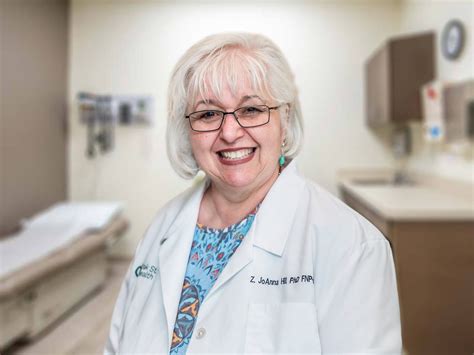 Zoe Hill, NP - Family Medicine Specialist - Aurora, CO | Oak Street Health