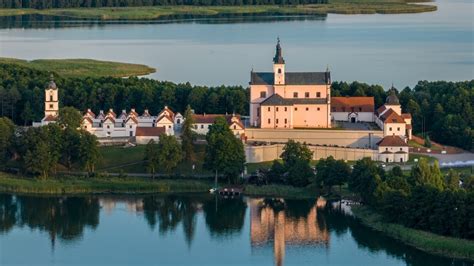 Pokamedulski Klasztor W Wigrach Jezioro Wigry Wigierski Park Narodowy