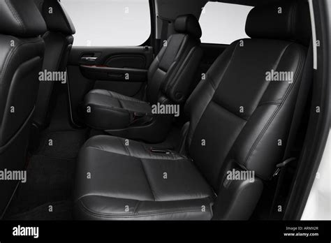 Cadillac escalade esv hi-res stock photography and images - Alamy