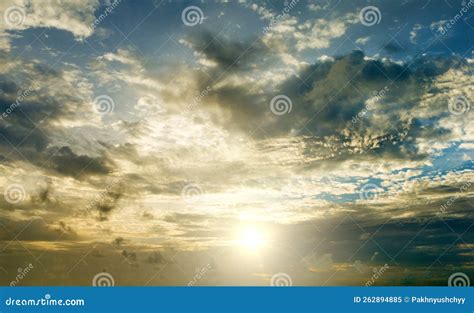 Sunset with Sun Rays, Sky with Clouds Stock Image - Image of skyline ...