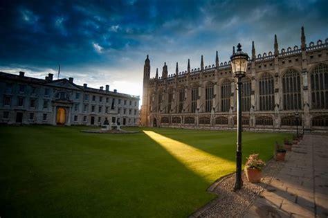 Unique B&B accommodation in Cambridge colleges | University Rooms