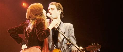 How long did Stevie Nicks and Lindsey Buckingham date for? Was Stevie ...