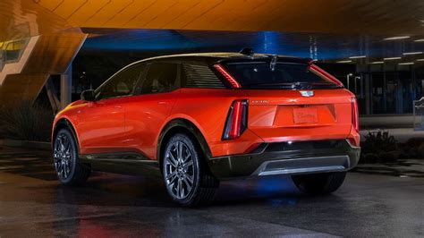 Cadillac Introduces Another All Electric Suv The Vistiq Forbes Wheels