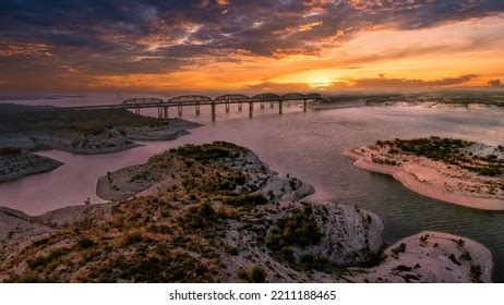 25 Lake Amistad Reservoir Images, Stock Photos & Vectors | Shutterstock