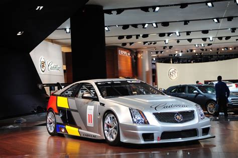 Cadillac CTS-V Race Car: First Luscious Live Photos