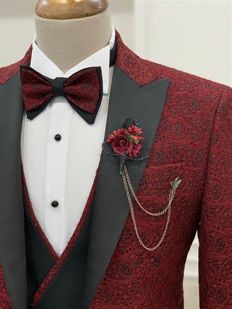 Red Slim Fit Groom Floral Tuxedo For Men By Gentwith