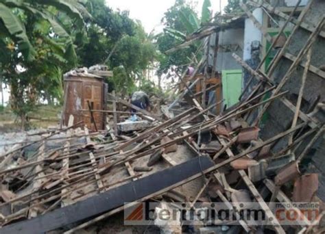 Gempa Sr Orang Meninggal Ribuan Warga Mengungsi Kumparan