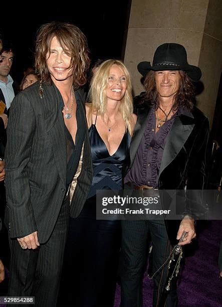 142 Joe Perry Wife Stock Photos, High-Res Pictures, and Images - Getty ...