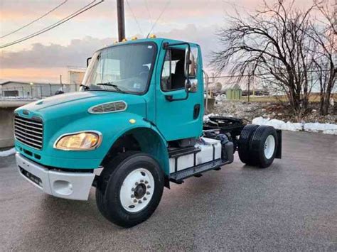 Freightliner M2 Single Axle Day Cab Auto 350hp 2014 Heavy Duty Trucks