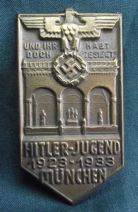 Crow Valley Militaria Hitler Youth Event Badge Tinnie Munchen