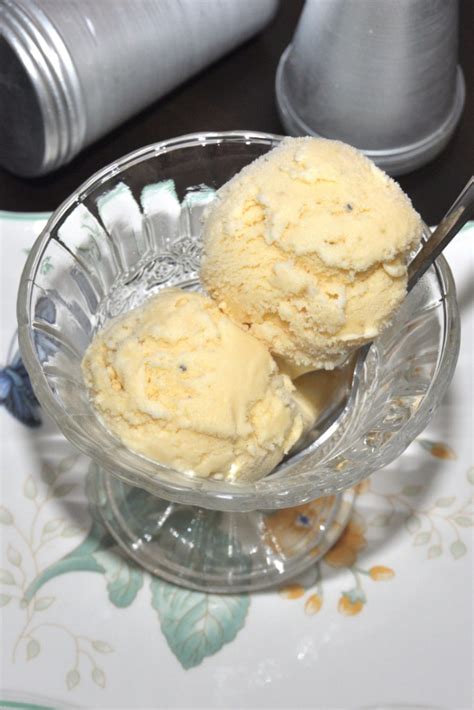 Kesar Pista Kulfi (Indian ice cream) in Ice Cream Maker - CulinaryShades