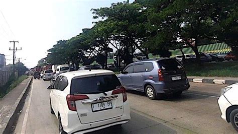 Imbas One Way Di Tol Cipali Jalan Raya Pantura Padat Merayap