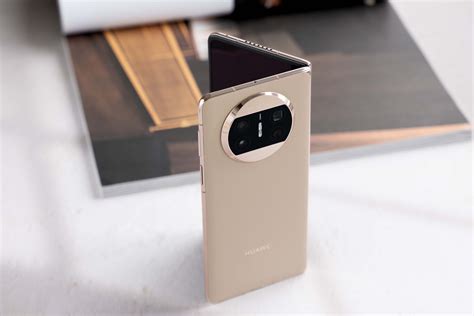 Huawei Mate X3 Review : Thin and Reliable Body, Comfortable and ...