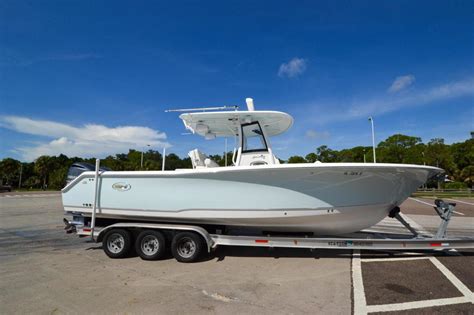 29 2018 Sea Hunt 30 Gamefish Tampa Yacht Sales