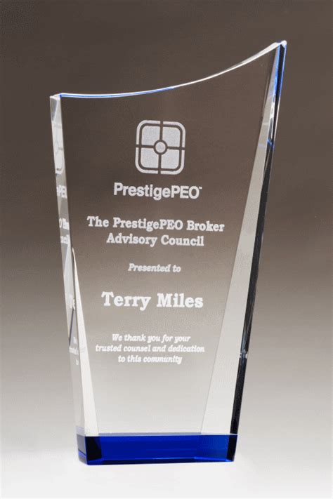 Speedy Awards And Engraving Inc Engraved Glass And Optical Crystal