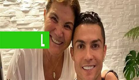 M E De Cristiano Ronaldo Sofre Avc E Internada Em Portugal News