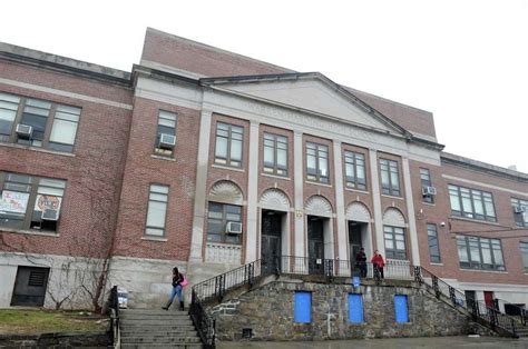 Old Harding High School in Bridgeport poised to return to city control