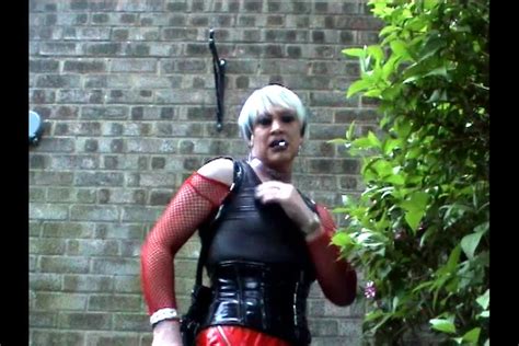 Pretty Gay Boi Smoking AShemaletube