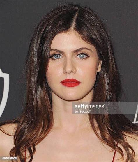 Alexandra Daddario Images Ayeza Khan Brunettes Bellisima High Res