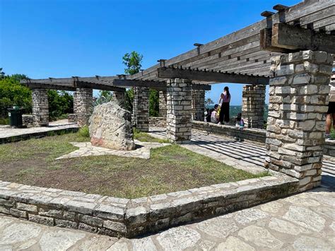 Mount Bonnell – Guide To Austin Architecture