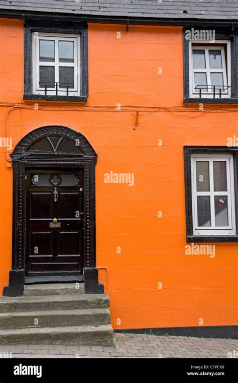 Front Facade Front Of House Hi Res Stock Photography And Images Alamy