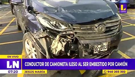 Jes S Mar A Conductor De Camioneta Resulta Ileso Al Ser Embestido Por