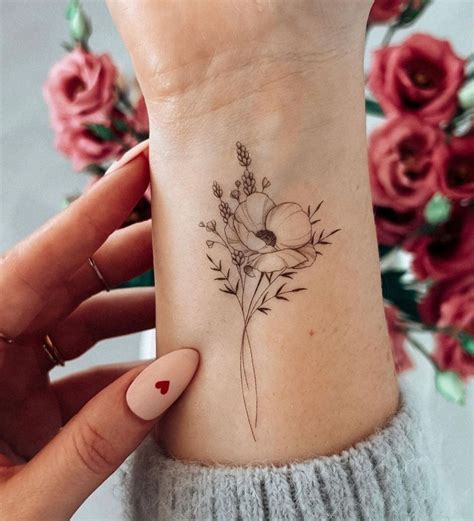 20 tatouages irrésistibles pour sublimer votre poignet