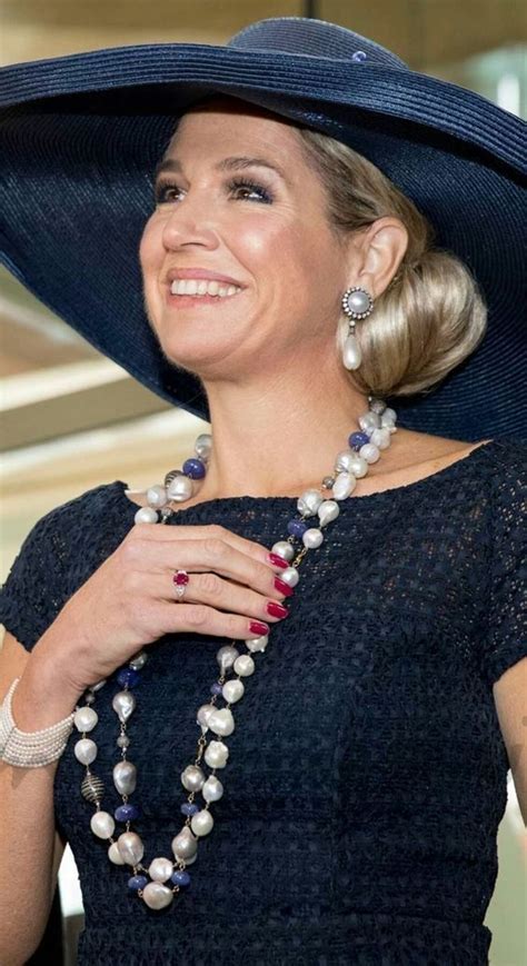 Pin Di JOZEFIE BO Su Koningin Maxima Op Haar Mooist Collane Lunghe