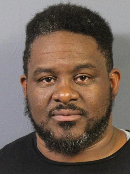 Rachon Folston Sex Offender In Paterson NJ 07501 NJ2313887