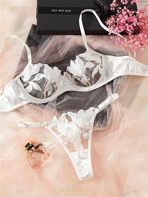 Beige Transparent Floral Two Pieces Exquisite Lace Lingerie Set Ultrathin Bra Briefs Set Solid