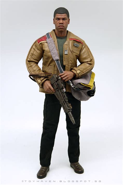 Toyhaven Review Ii Hot Toys Star Wars The Force Awakens Th Finn Inch Collectible Figure
